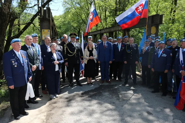 komemoracija brusnik naslovna