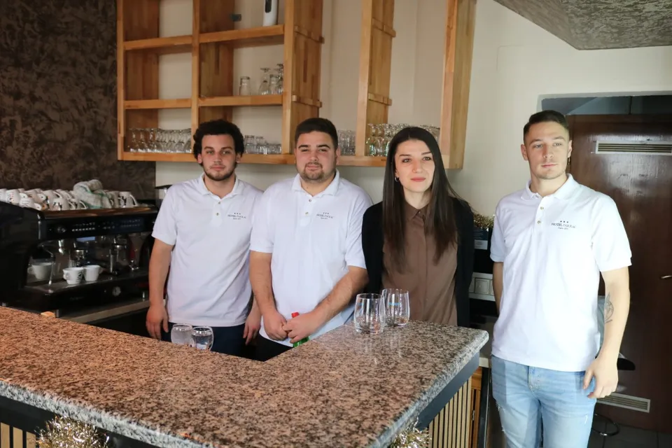 Fotografija uz članak „HOTEL PAKRAC Počeo s radom caffe bar „Moneta““