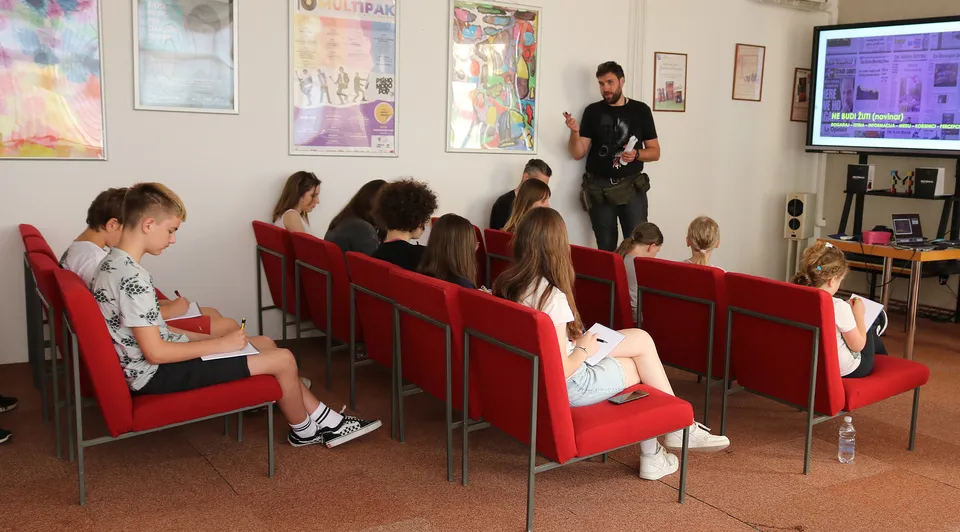 Fotografija uz članak „MULTIPAK / 3. DAN Novinarska/foto radionica i promocija knjige Tomislava Šovagovića“