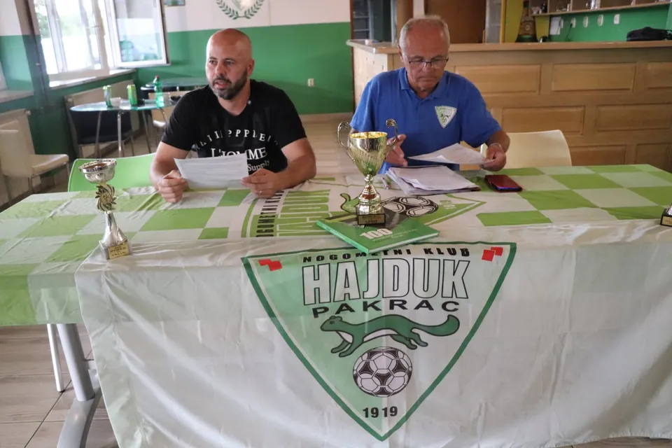 Fotografija uz članak „IZBORNA SKUPŠTINA HAJDUKA Robert Matijašević novi predsjednik“
