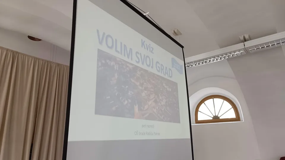 Fotografija uz članak „UČENIČKI KVIZ "VOLIM SVOJ GRAD" Ljubav prema gradu iskazana znanjem“