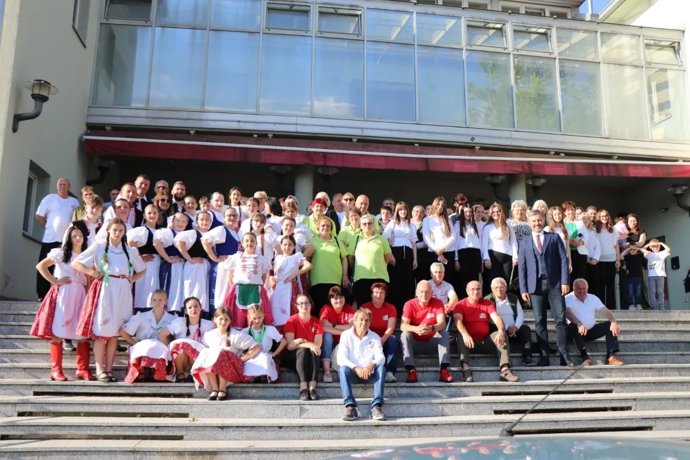 Fotografija uz članak „DAN MAĐARA PAKRACA Glazbena škola Csepreg obilježila večer svojim izvedbama“