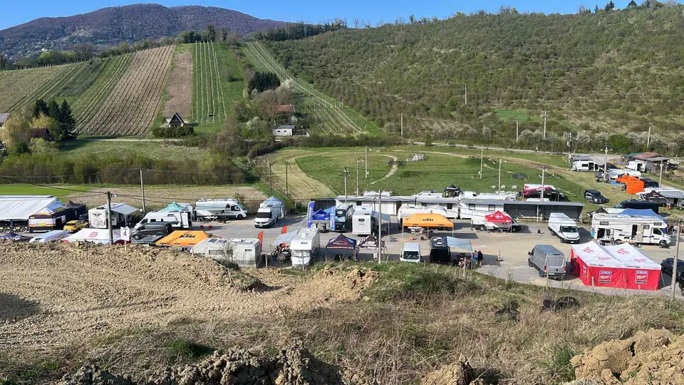 Fotografija uz članak „ZA ŠTEFA NEMA PREDAJE Rušili ga, iskrivili mu volan na motoru, no i dalje je ciljem prošao ispred mnogih“