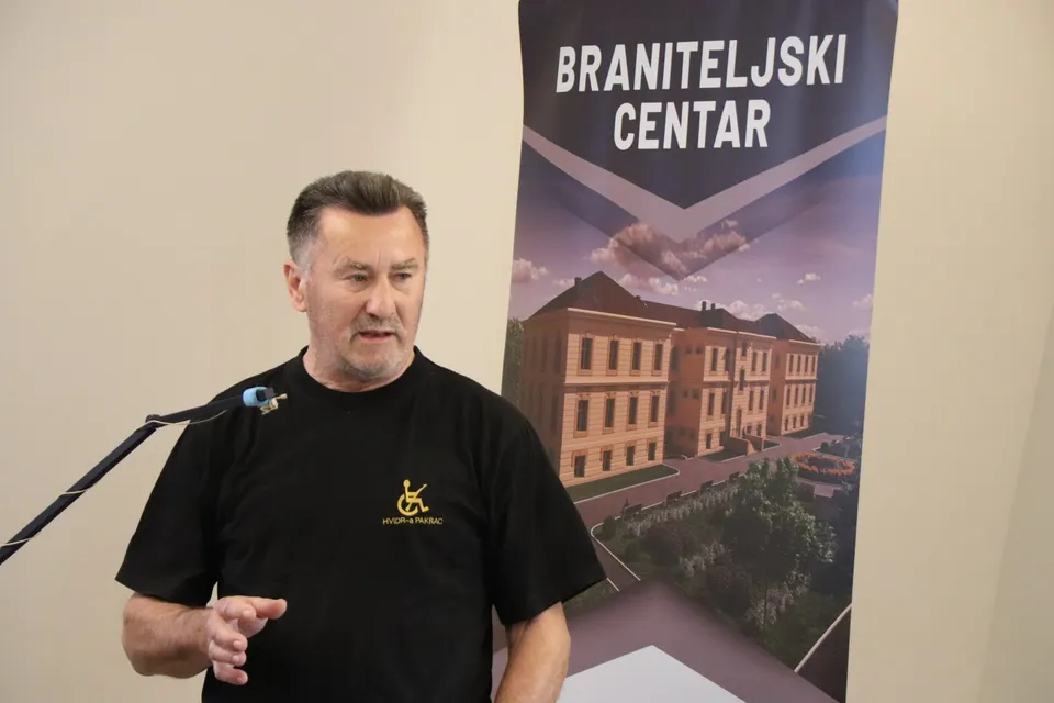 Fotografija uz članak „MEDICINARI U DOMOVINSKOM RATU Pakračka evakuacija psihijatrije je učionica humanosti“