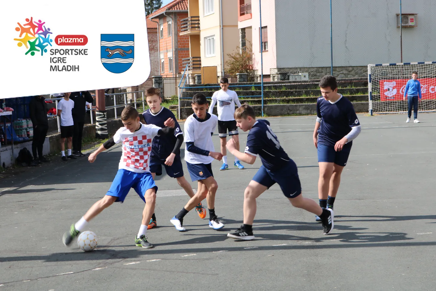 Fotografija uz članak „SPORTSKE IGRE MLADIH / COCA COLA CUP Na pakračkim kvalifikacijama 9 ekipa“