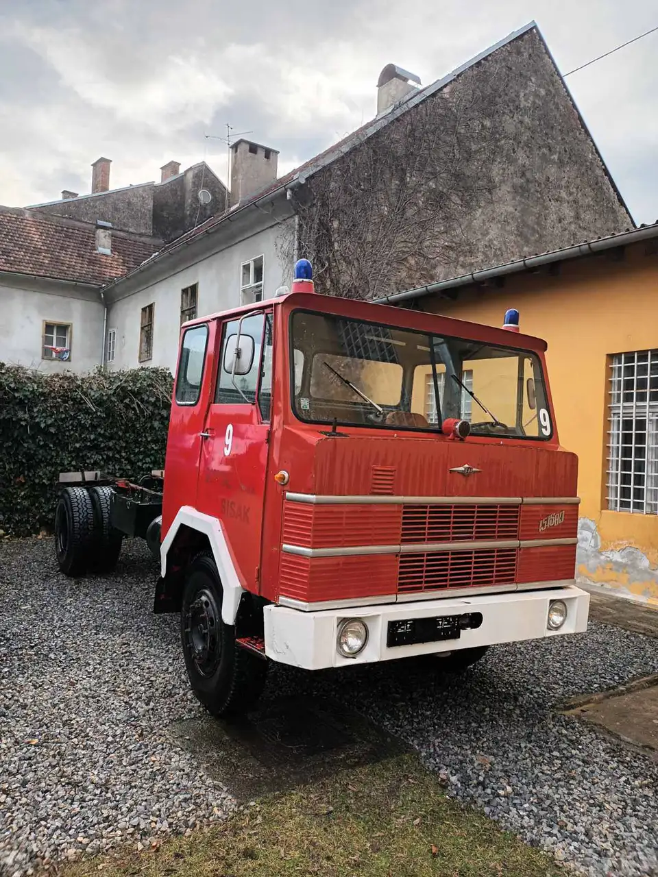 Fotografija uz članak „POVIJESNA CRTICA Priča o plavom FAP-u“