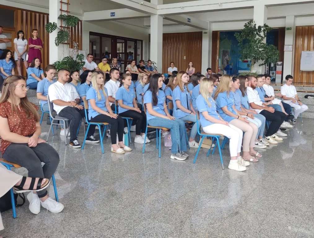 matura naslovna