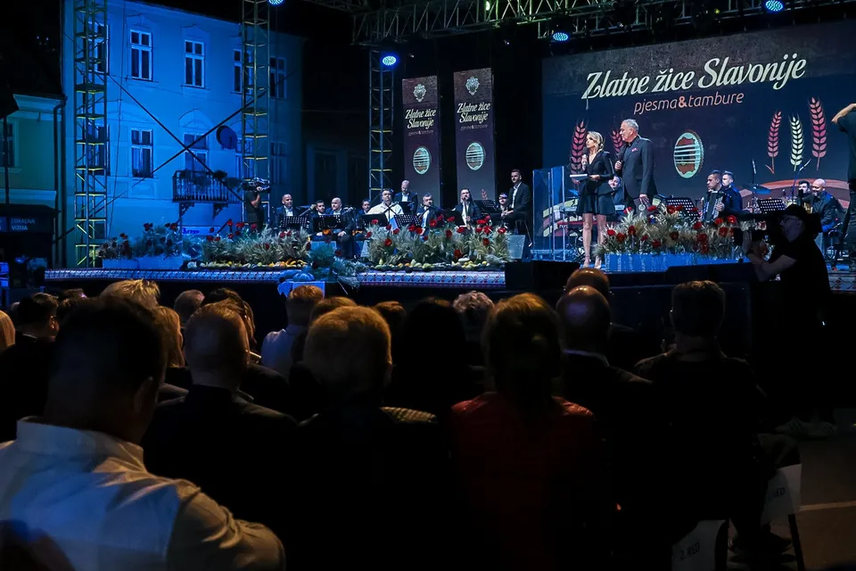Fotografija uz članak „56. Zlatne žice Slavonije završile najavom sljedećeg festivala“