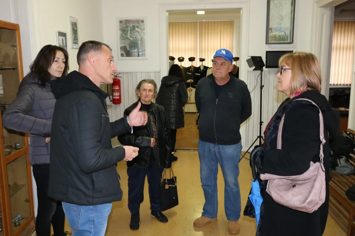 Fotografija uz članak „PROJEKT „MAGISTRALA RATNOG ZLOČINA“ Počelo snimanje dokumentarca o logoru Bučje“