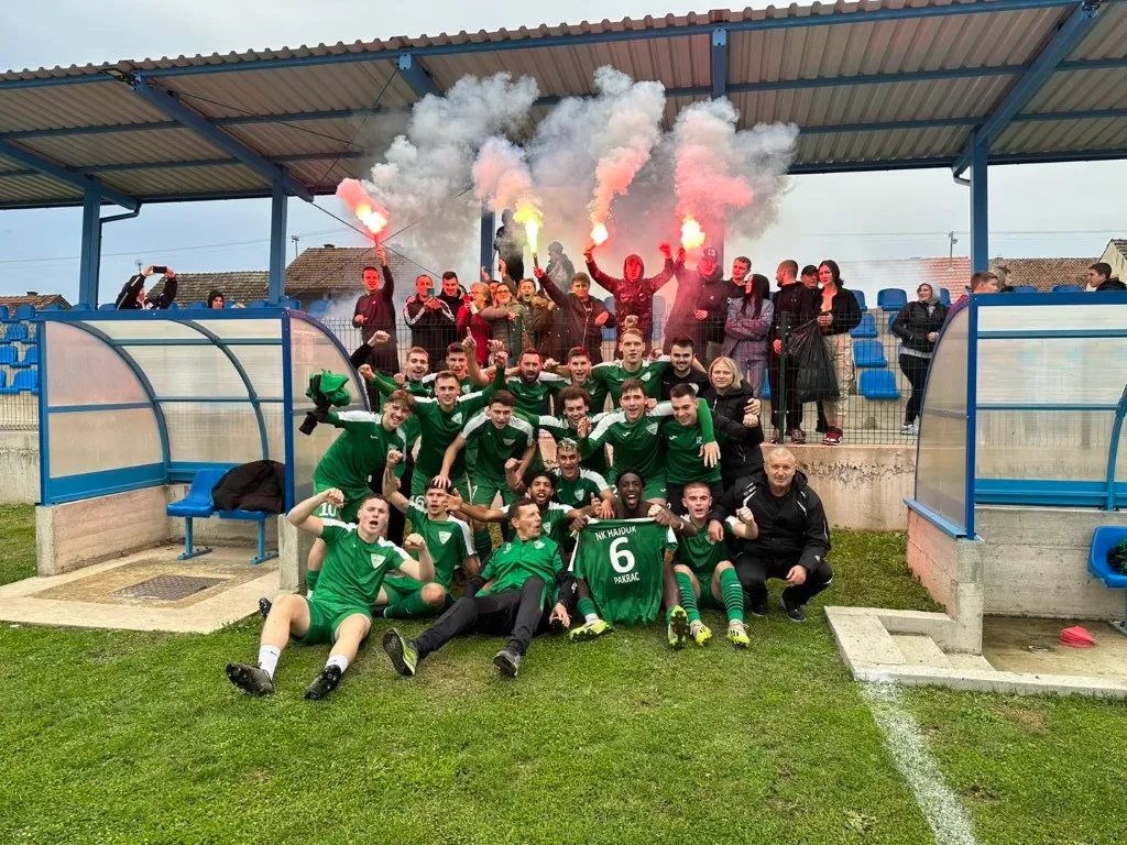 Fotografija uz članak „HAJDUK JESENSKI PRVAK Pobjedom u posljednjem kolu zasjeli na vrh“