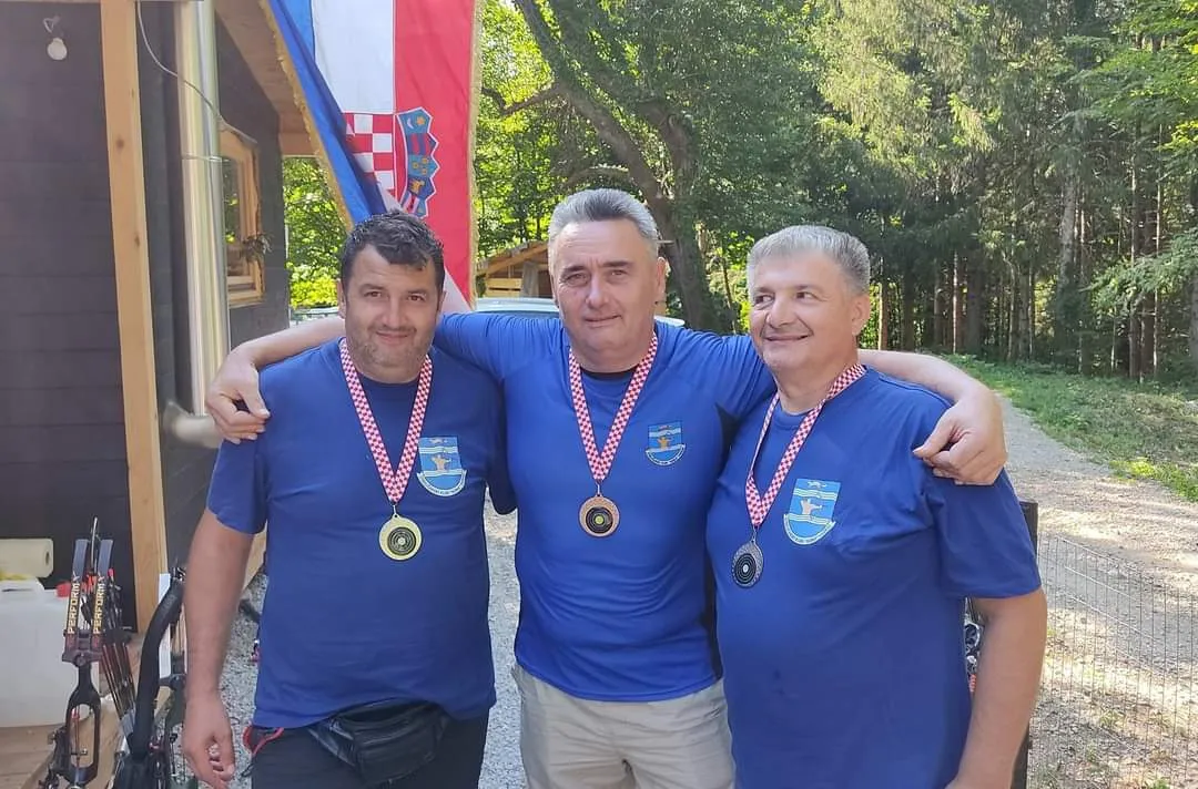 streličari naslovna brest