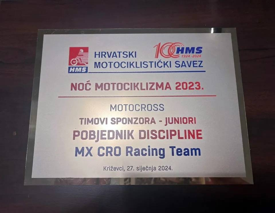 Fotografija uz članak „MOTOCROSS Stefanu Lenčeu uručena nagrada za juniorskog prvaka klase MX65“