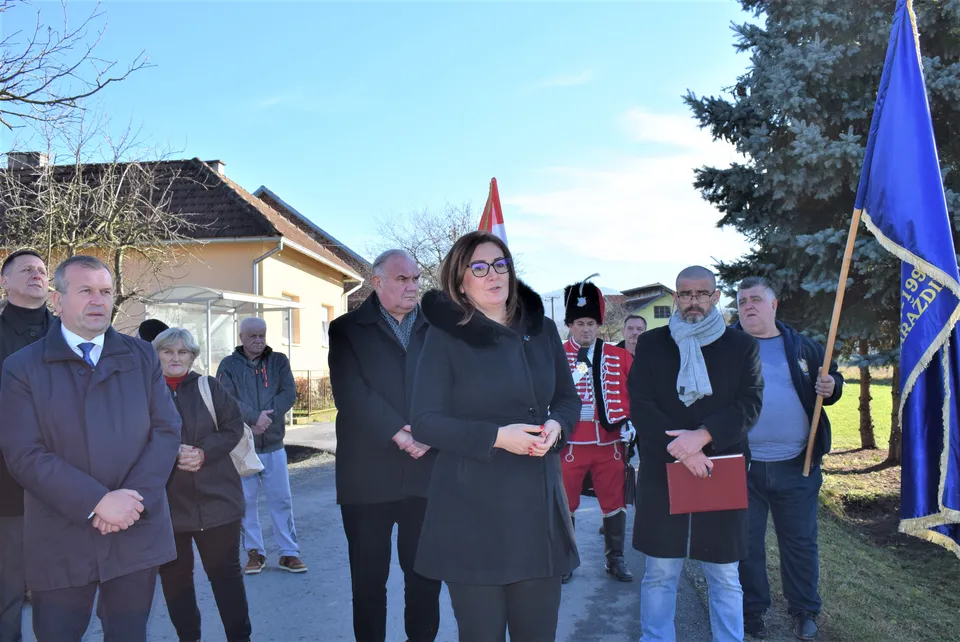 govori županica
