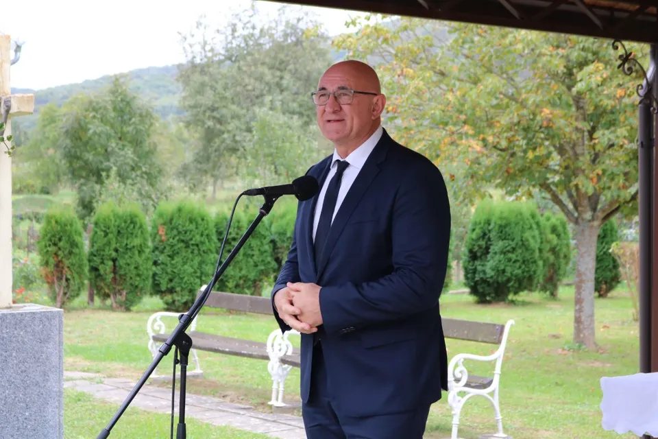 Fotografija uz članak „KOMEMORACIJA U KUSONJAMA Klanjamo se žrtvama i ne zaboravljamo zločine“