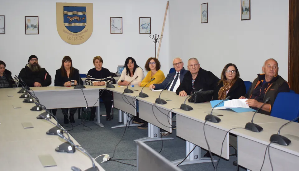 Fotografija uz članak „ŽUPANIJA POMAŽE PODUZETNIKE: Potpisani ugovori o potpori“