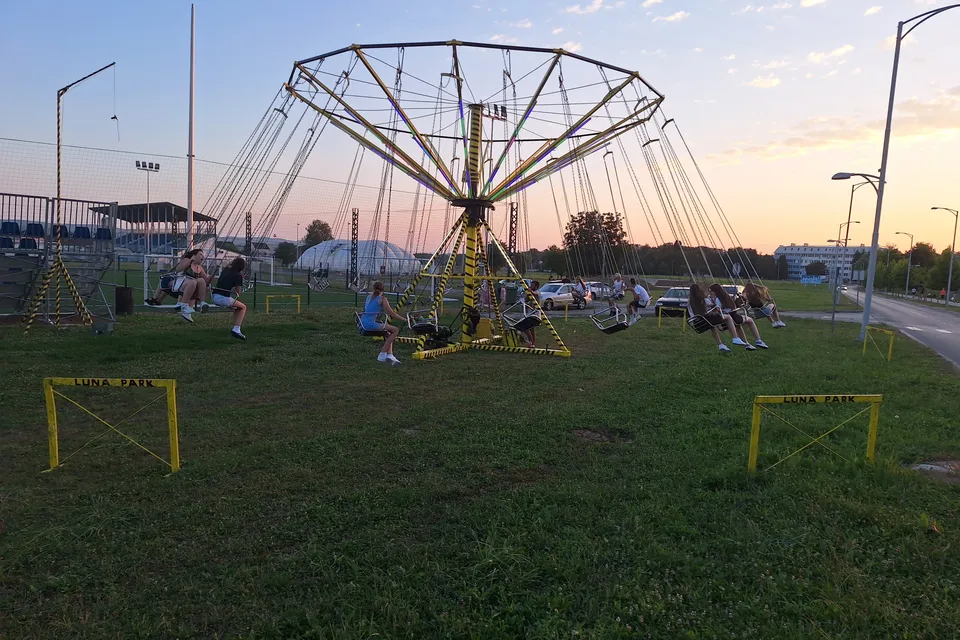 lunapark vrtuljak1