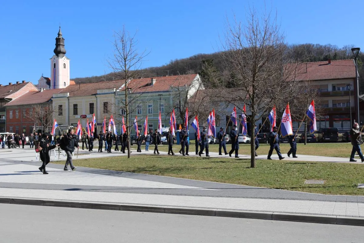 Fotografija uz članak „ZBOG OBILJEŽAVANJA POČETKA DOM. RATA Privremeno zatvaranje prometa“