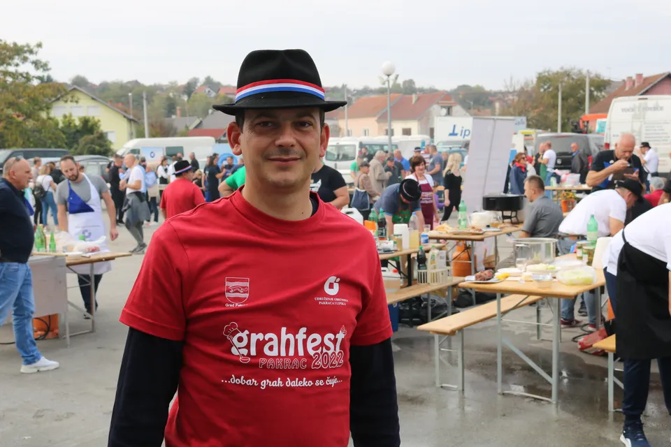 Fotografija uz članak „JOŠ JEDAN USPJEŠAN „SLAVONSKI BANOVAC“ Festival dobrog raspoloženja, graha i srednjeg vijeka“