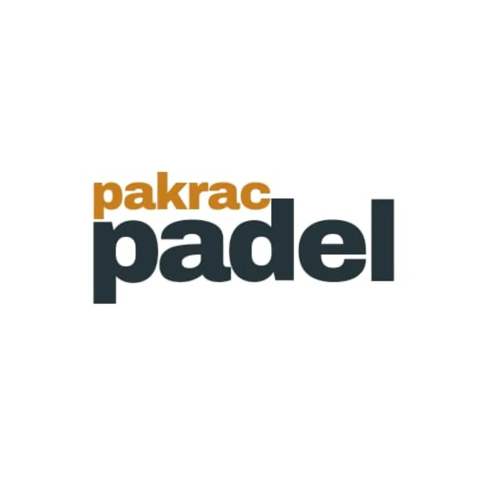 Fotografija uz članak „STIGAO TEREN ZA PADEL Postavljanje upravo u tijeku“