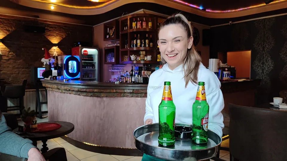 Fotografija uz članak „OBIŠLI SMO PAKRAČKE KAFIĆE NAKON UVOĐENJA EURA: Kava i pivo skuplji, ali ništa dramatično...“