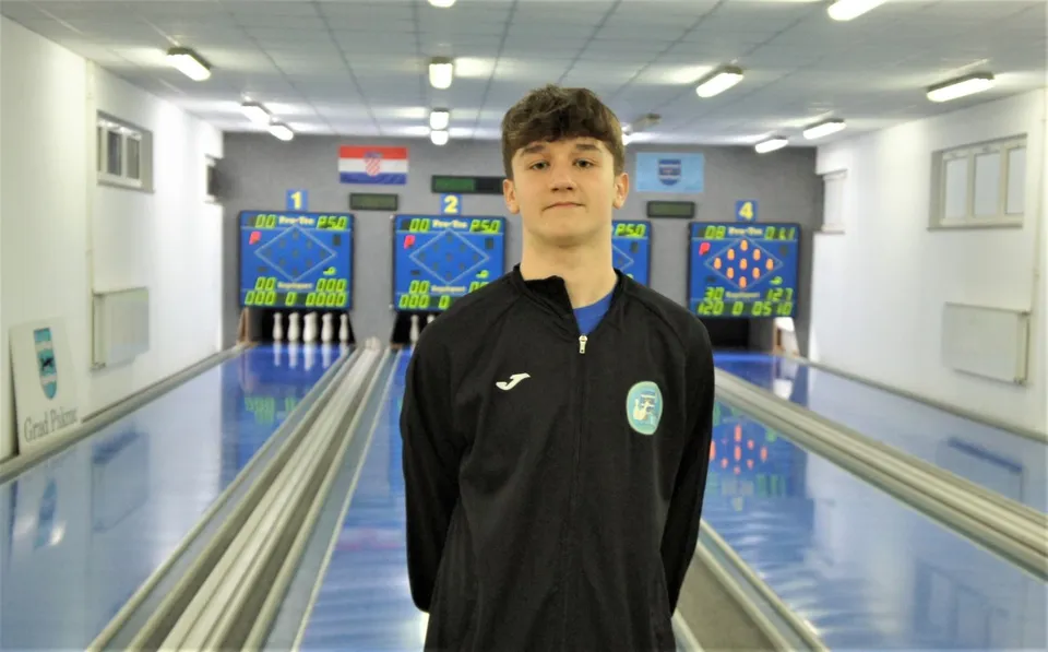 KALVI NIKO