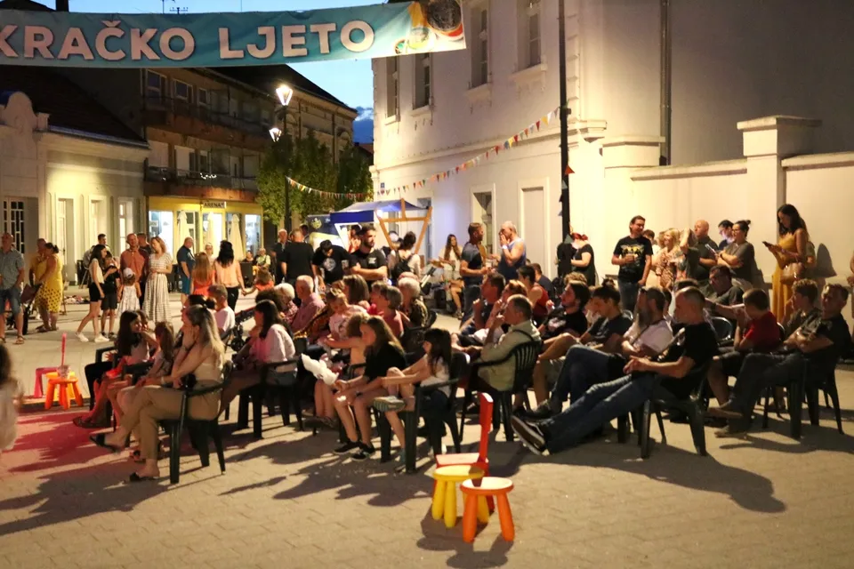 Pub kon1