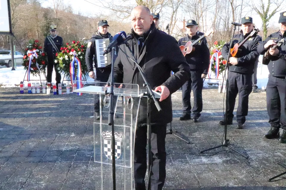 Fotografija uz članak „33. obljetnica oslobođenja zloglasnog neprijateljskog uporišta na Bučju“