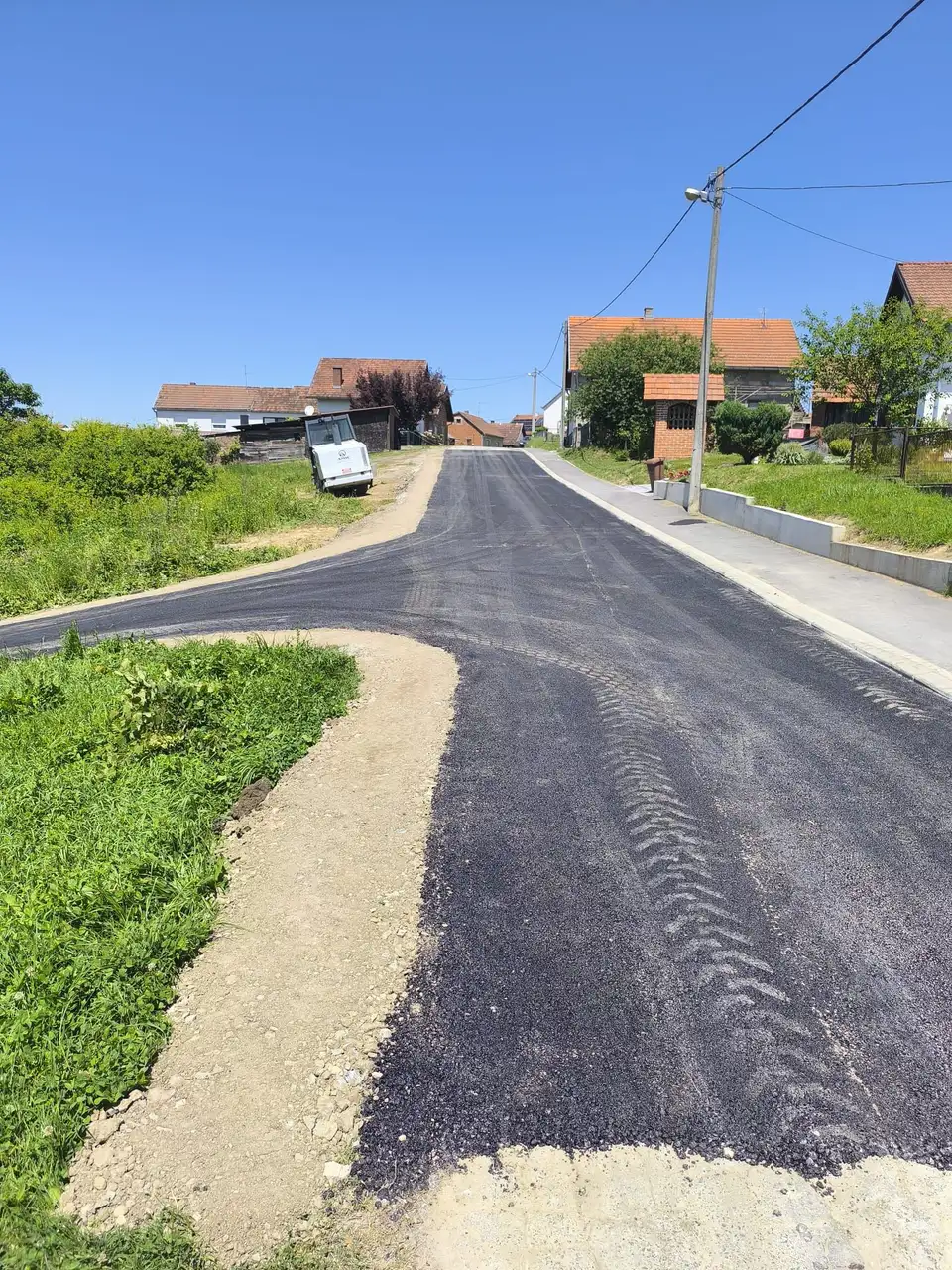 Fotografija uz članak „PROMETNA INFRASTRUKTURA Novim uspornicima i pješačkim prijelazima povećana sigurnost“