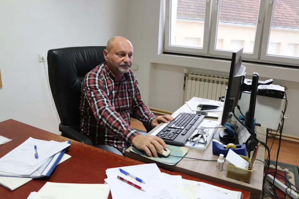 Fotografija uz članak „TOMISLAV LUKSETIĆ, KOMUNALNI REDAR Najveći problem? Nema ga, ja volim svoj posao“