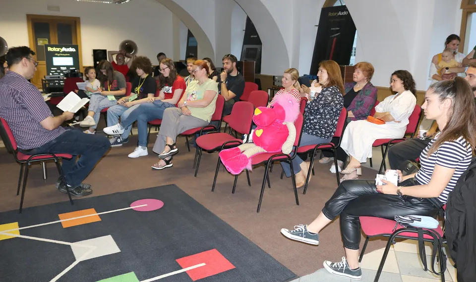 Fotografija uz članak „MULTIPAK / 3. DAN Novinarska/foto radionica i promocija knjige Tomislava Šovagovića“