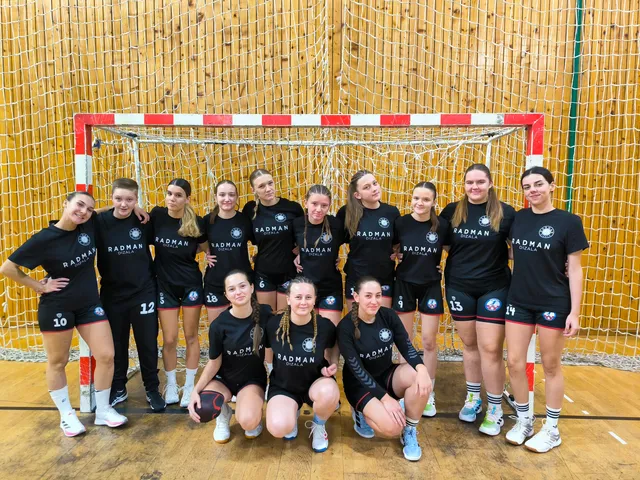 Fotografija uz članak „DVORANSKI SPORTOVI Dominantan vikend pakračkog rukometa i odbojke“
