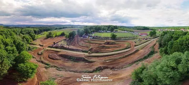 iz zraka motocross staza