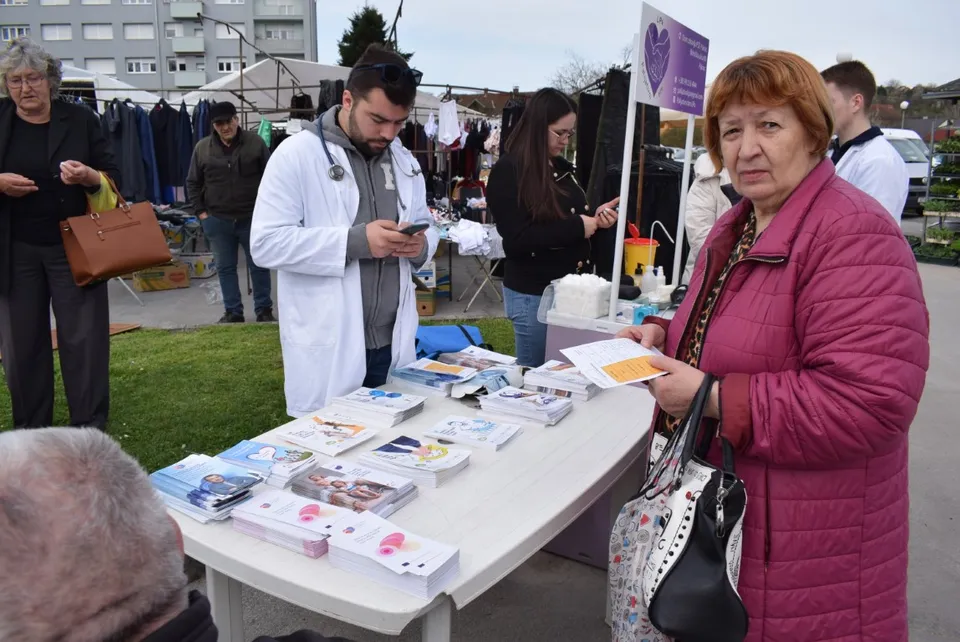 Fotografija uz članak „POVODOM SVJETSKOG DANA ZDRAVLJA Građanima provjeravali rizične čimbenike“