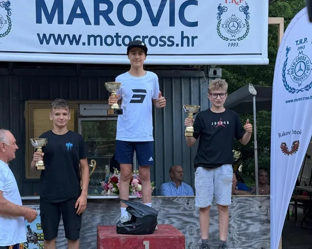 Fotografija uz članak „MOTOCROSS Nova pobjeda Stefana Lenčea na stazi Draga u Rakovom Potoku“