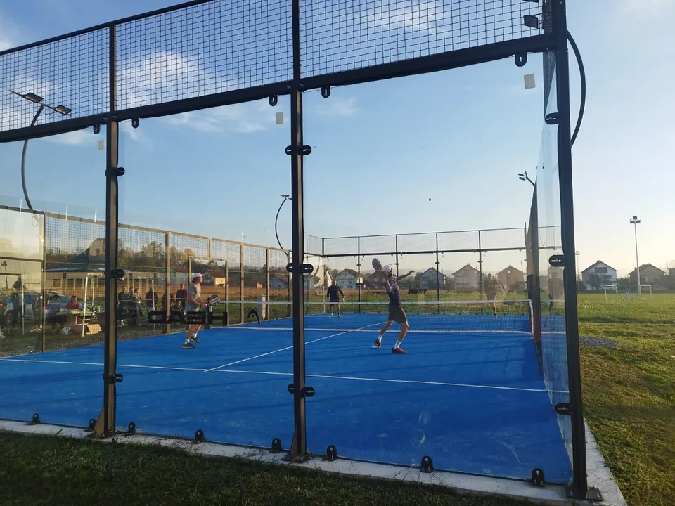 Fotografija uz članak „1. PADEL LIGA PAKRAC Daruvarski par Čubrilo/Gabor opravdali ulogu favorita“