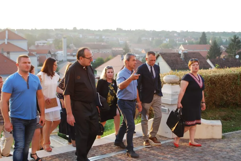 Fotografija uz članak „Ministar kulture Zlatko Hasanbegović ponovo u Pakracu“