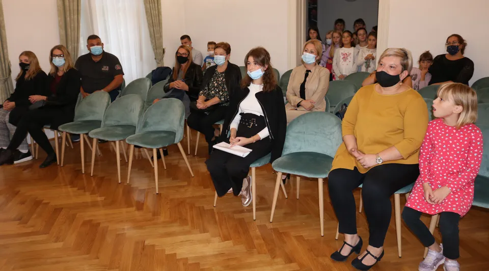 Fotografija uz članak „OGŠ PAKRAC Natei Perinović uručena nagrada "Marko Turčan"“
