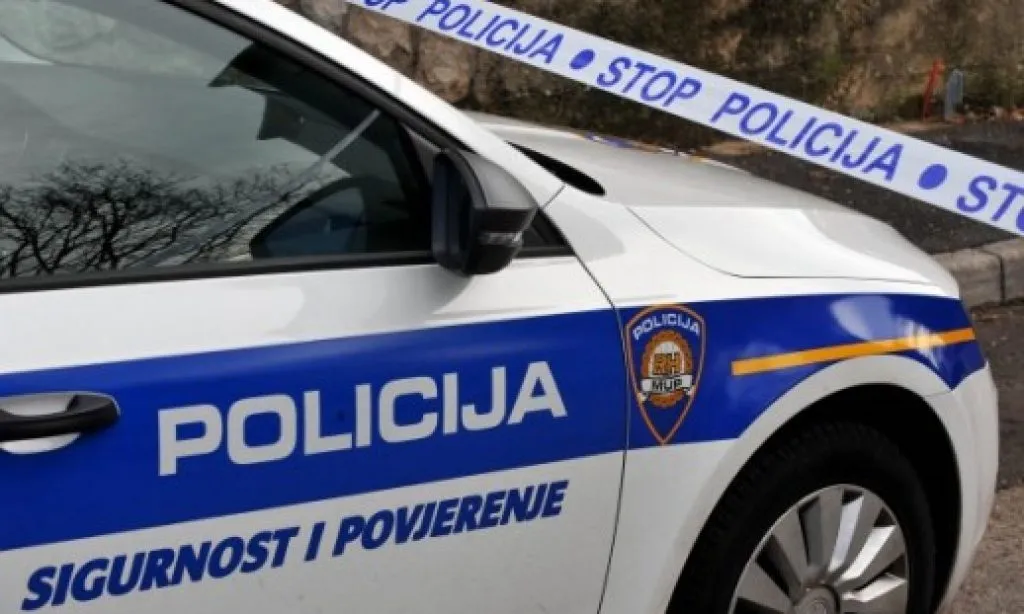 policija c