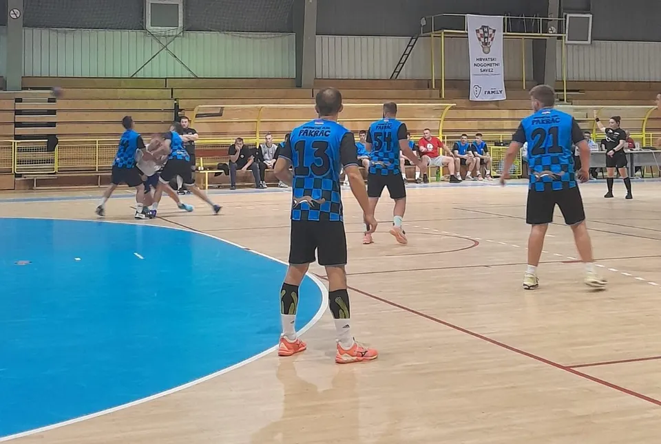 Fotografija uz članak „DVORANSKI SPORTOVI Pobjede rukometaša i odbojkašica“