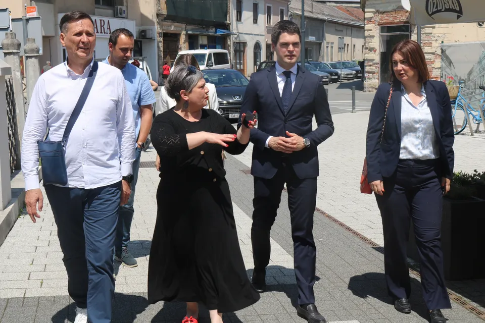 karlo ressler u dolasku