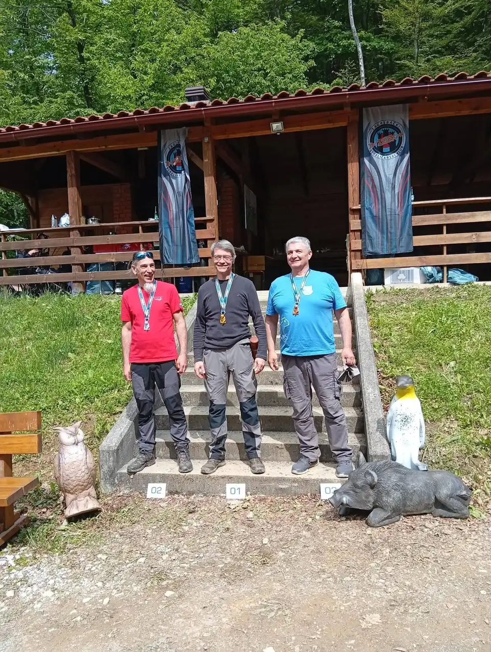 Fotografija uz članak „STRELIČARSKI KLUB „KUNA“ Zlato Petrovića, bronce Maroševića i Šimića“