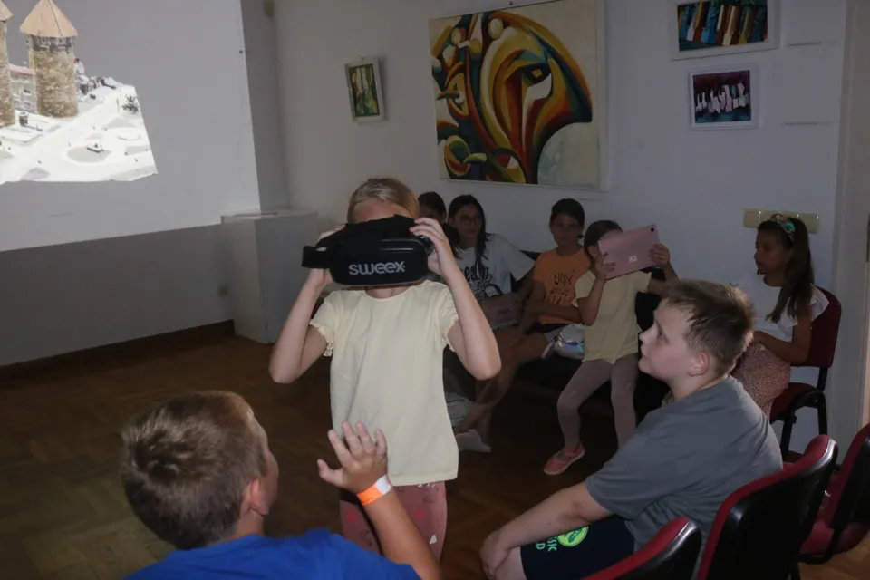 mali arheolozi vr