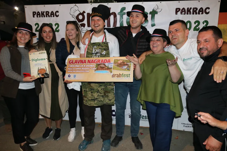 Fotografija uz članak „JOŠ JEDAN USPJEŠAN „SLAVONSKI BANOVAC“ Festival dobrog raspoloženja, graha i srednjeg vijeka“
