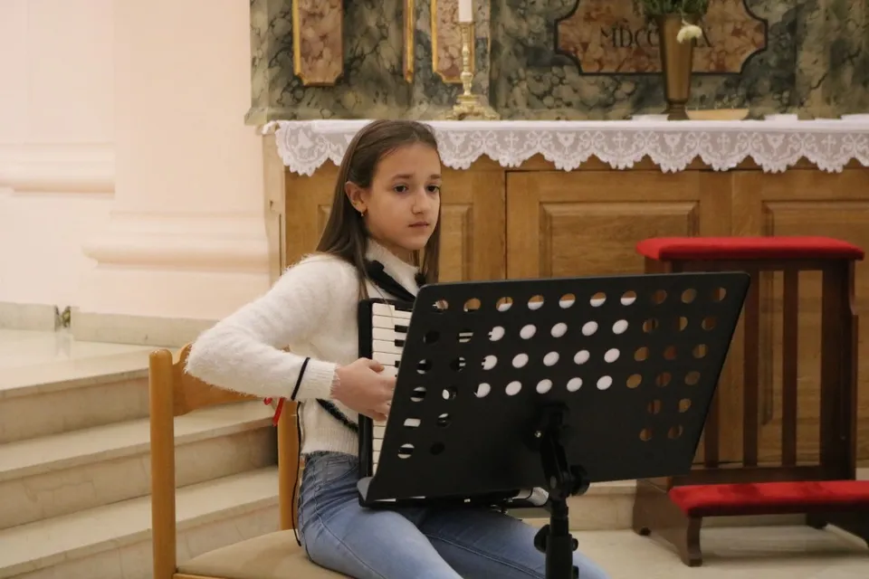 Fotografija uz članak „ADVENT U PAKRACU Najmlađi predstavom i koncertom obilježili blagdan sv. Nikole“
