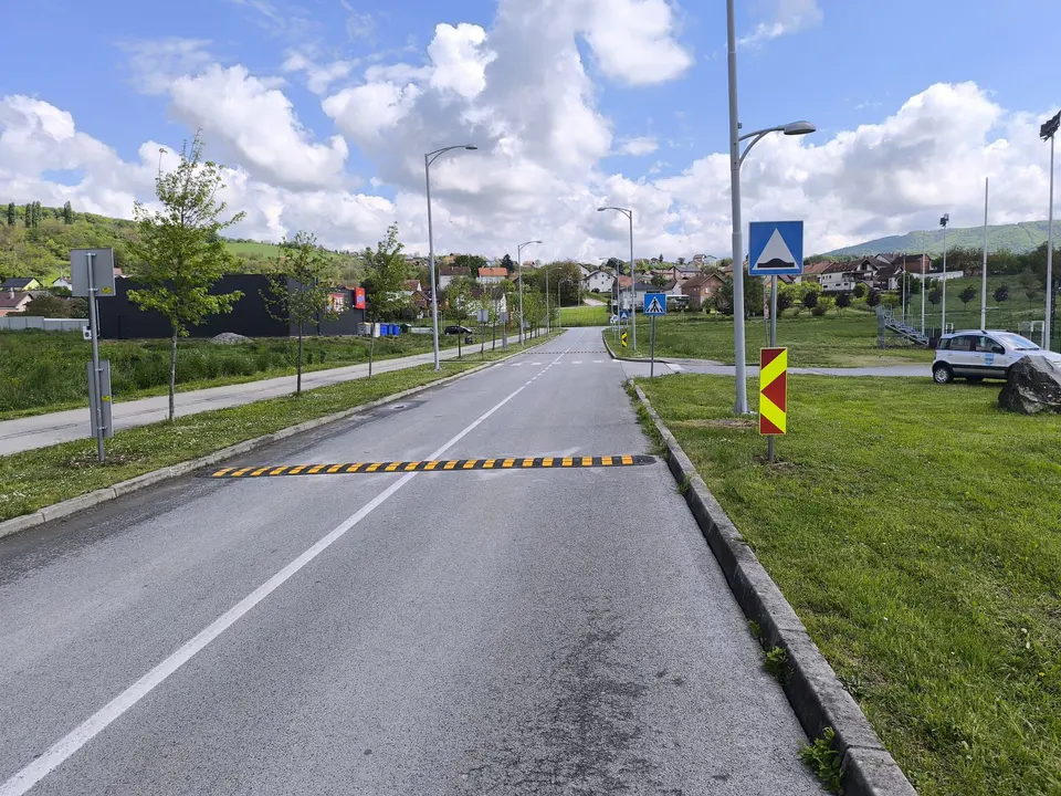 Fotografija uz članak „PROMETNA INFRASTRUKTURA Novim uspornicima i pješačkim prijelazima povećana sigurnost“