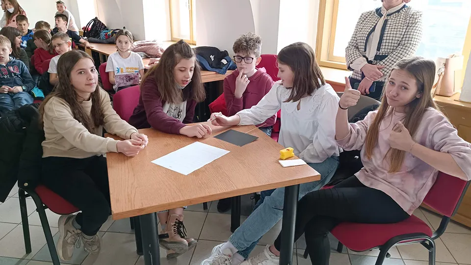 Fotografija uz članak „UČENIČKI KVIZ "VOLIM SVOJ GRAD" Ljubav prema gradu iskazana znanjem“