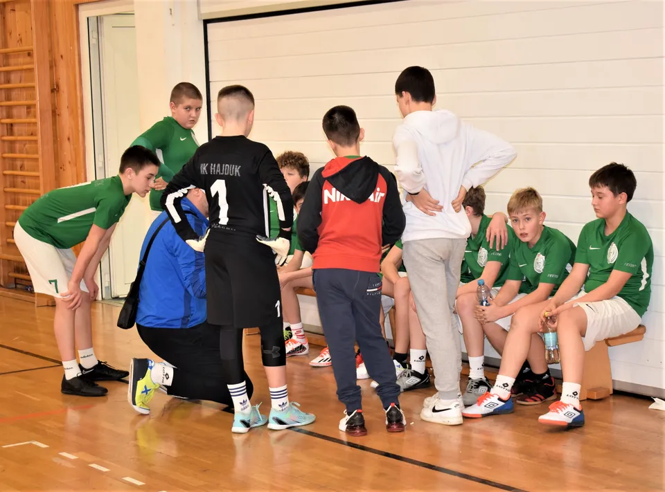 klupa U12