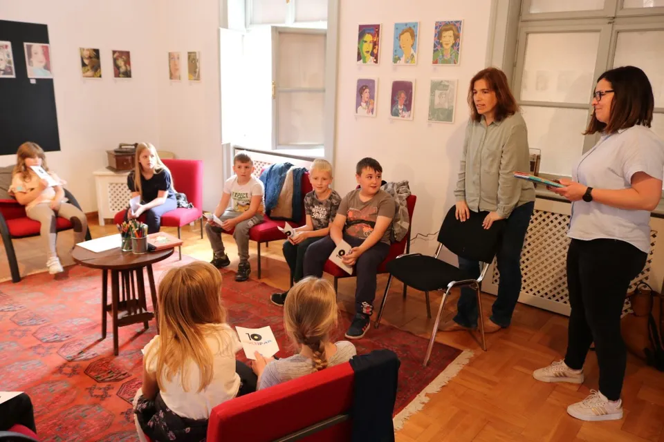 Fotografija uz članak „MULTIPAK 2022. Slušaonicom za osnovnoškolce započeo ovogodišnji program Multipaka“