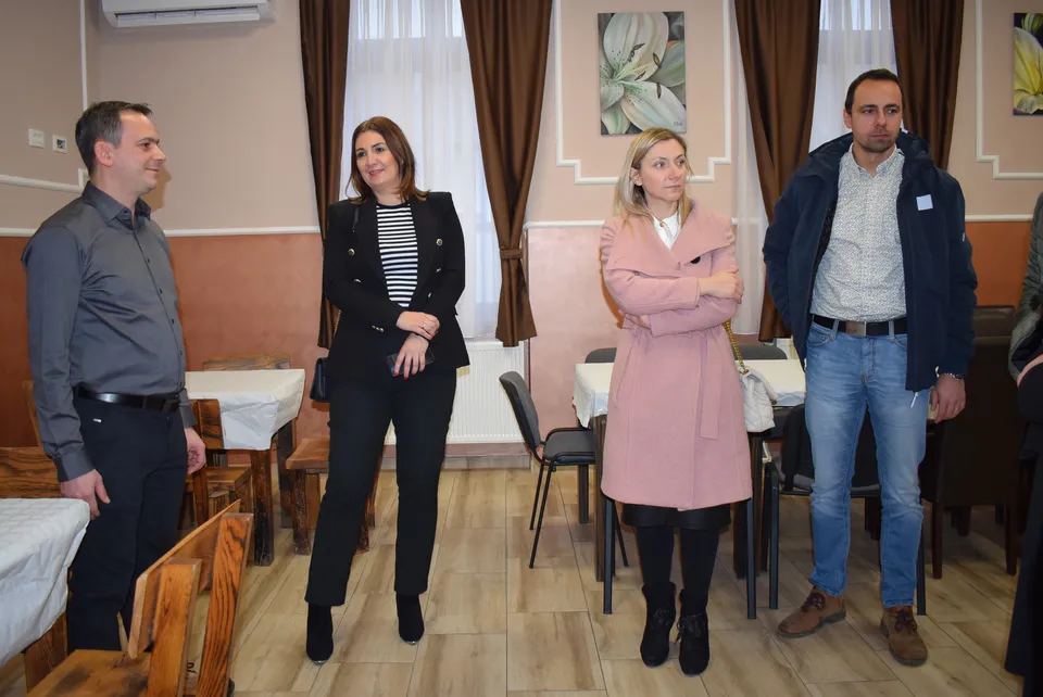 Fotografija uz članak „ŽUPANIJA POMAŽE PODUZETNIKE: Potpisani ugovori o potpori“