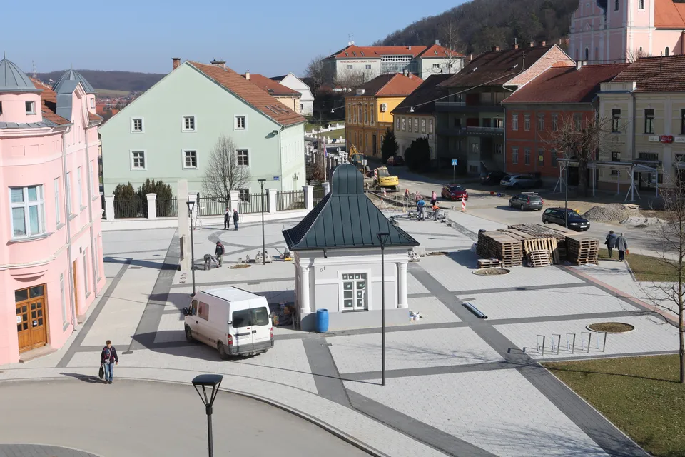 pogled odozgor